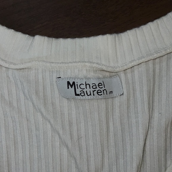 M Michael Lauren white top. - Picture 2 of 3